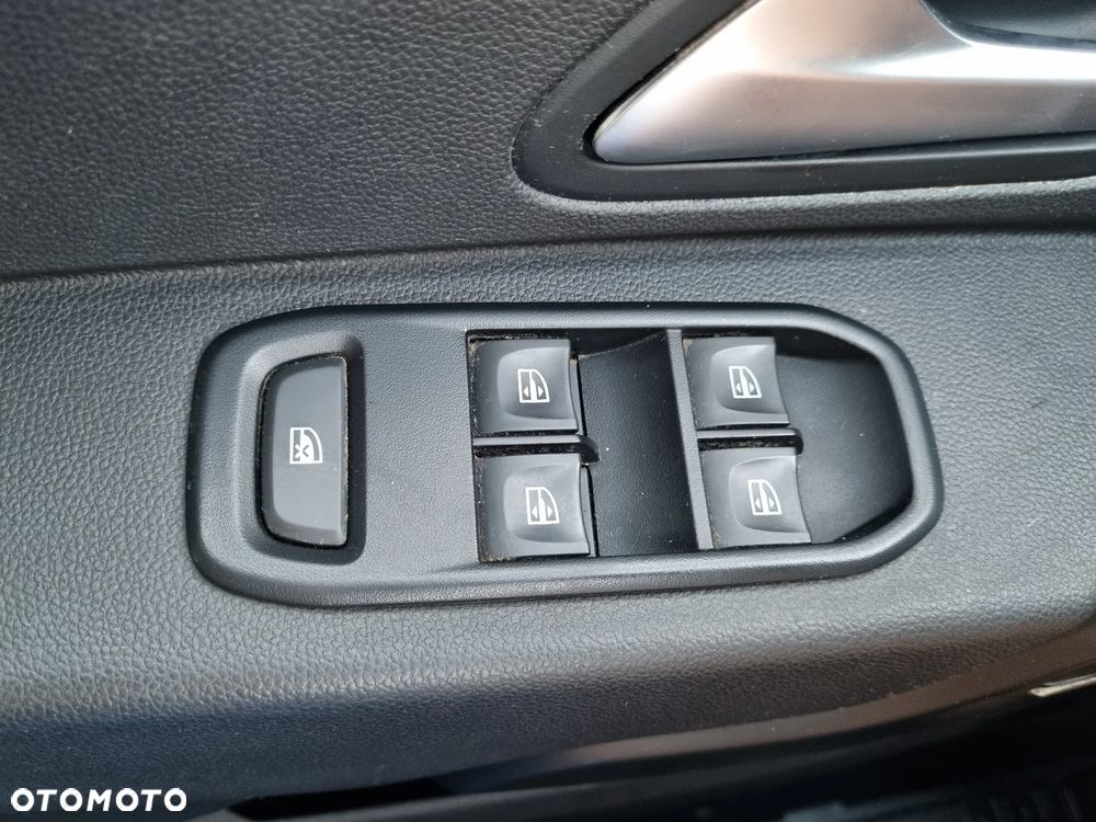 Dacia Duster 1.6 SCe Ambiance 4x4 S&S - 27