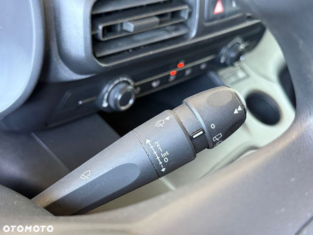 Citroën Berlingo XL 1.2 PureTech Live Pack S&S - 18