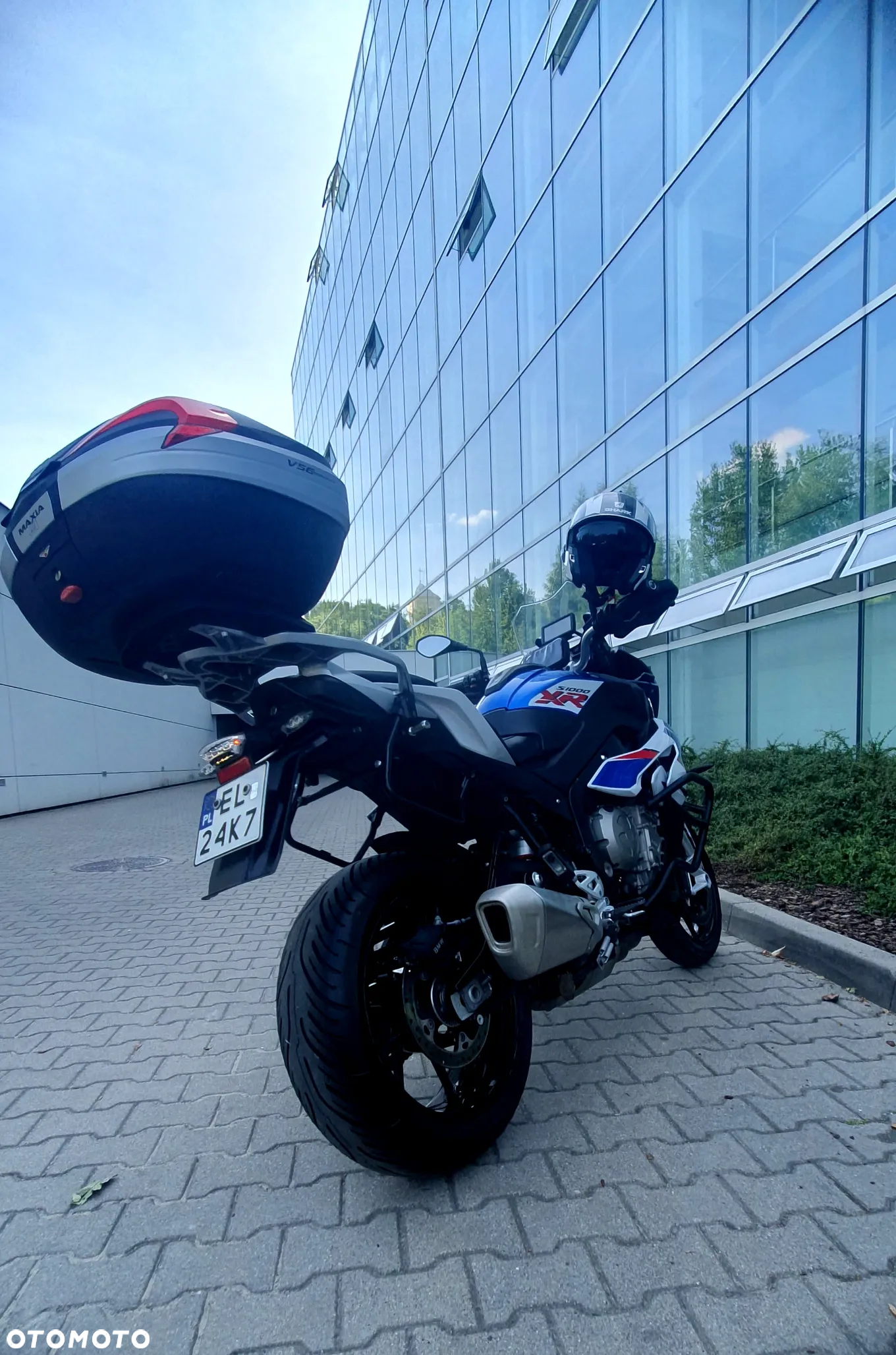 BMW XR - 8