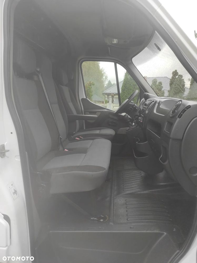 Renault Master - 15