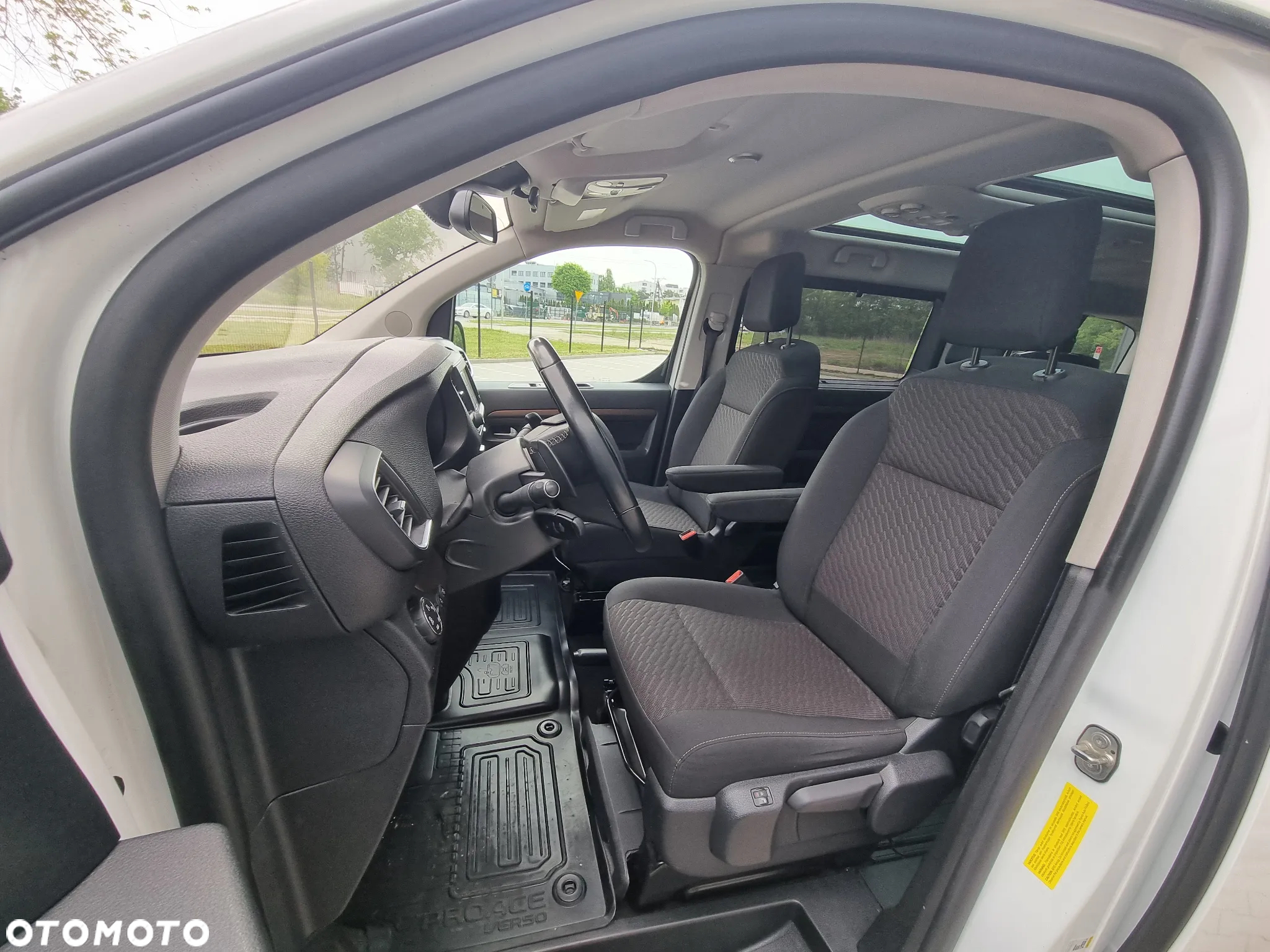 Toyota ProAce 2,0-l-D-4D L2 (7-Si.) Autm Verso Executive - 37