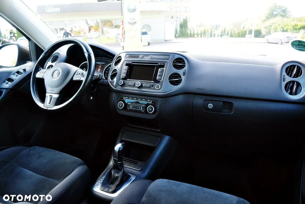 Volkswagen Tiguan 2.0 TSI 4Motion DSG Sport & Style - 23