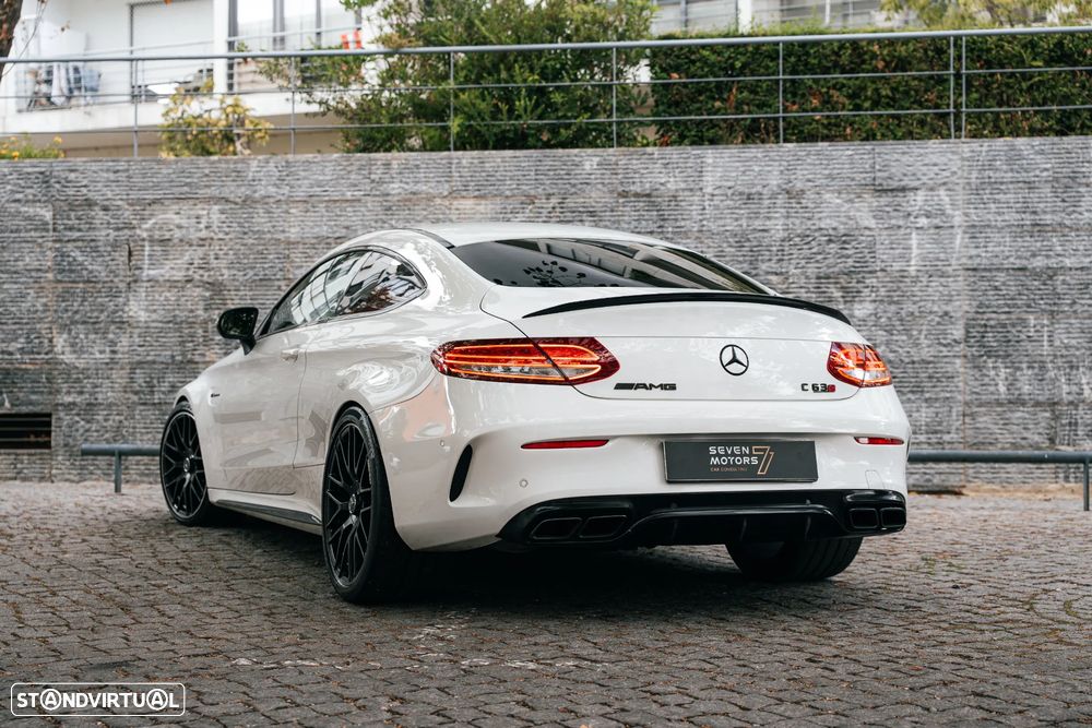 Mercedes-Benz C 63 AMG Standard - 16
