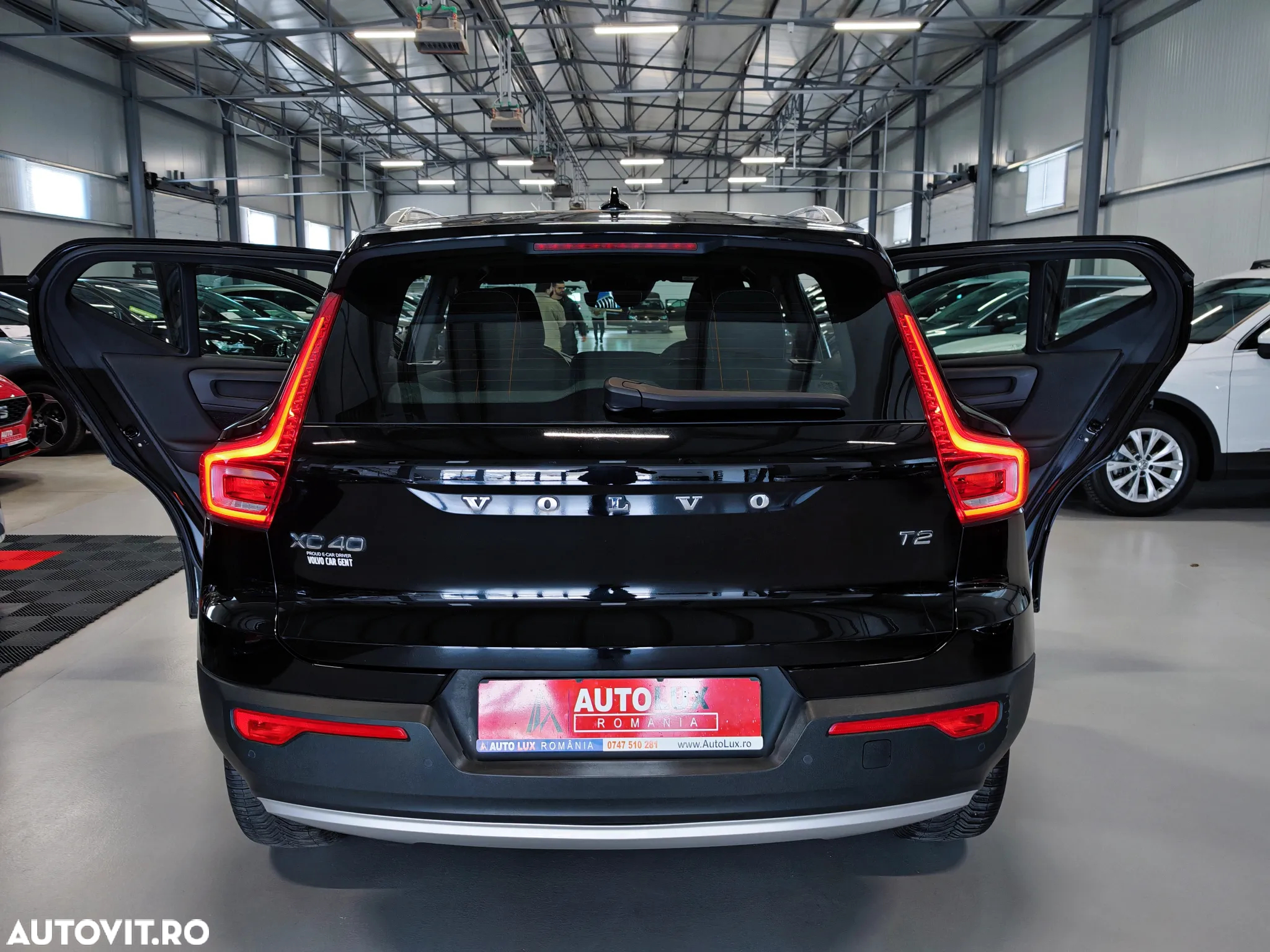 Volvo XC 40 T2 Momentum - 21