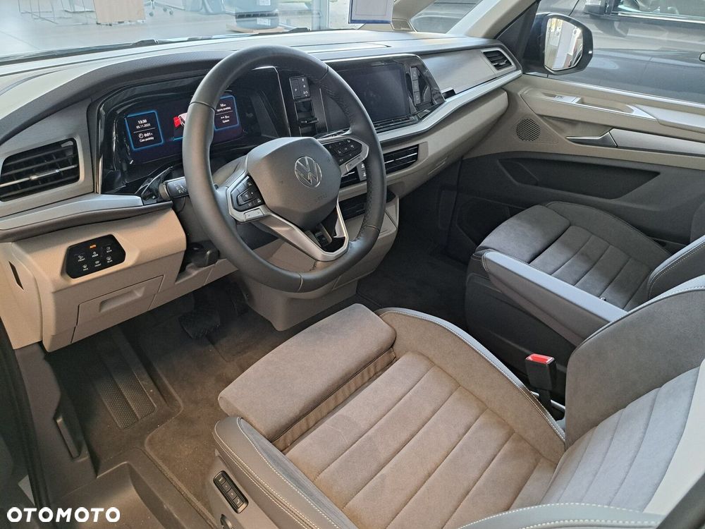 Volkswagen Multivan - 11