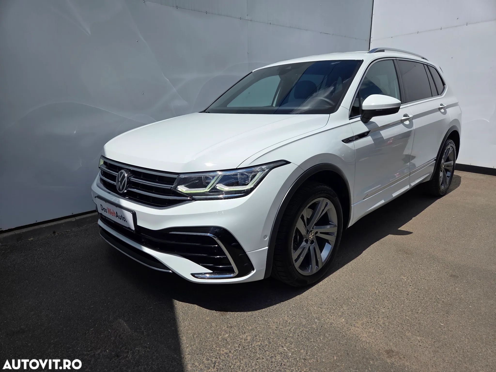 Volkswagen Tiguan Allspace 2.0 TSI 4Mot DSG R-Line - 1