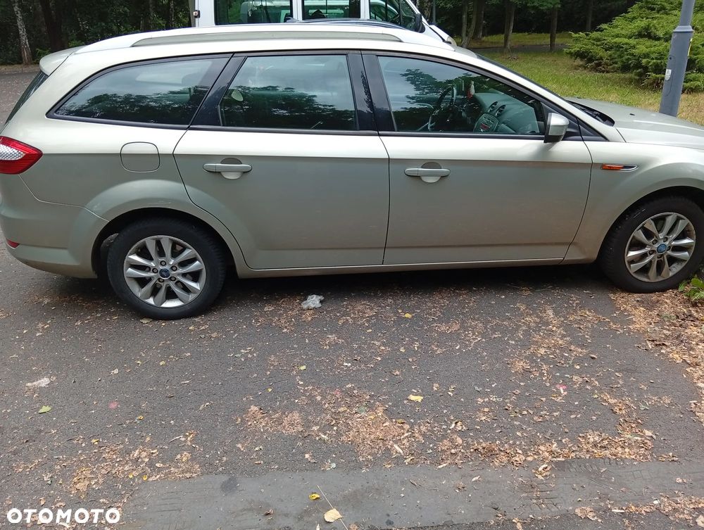Ford Mondeo 1.6 Titanium - 12