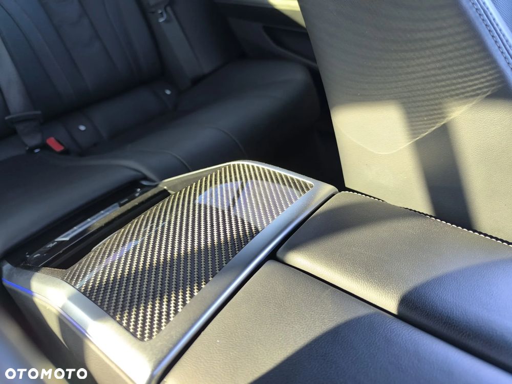 BMW Seria 8 M850i xDrive - 15