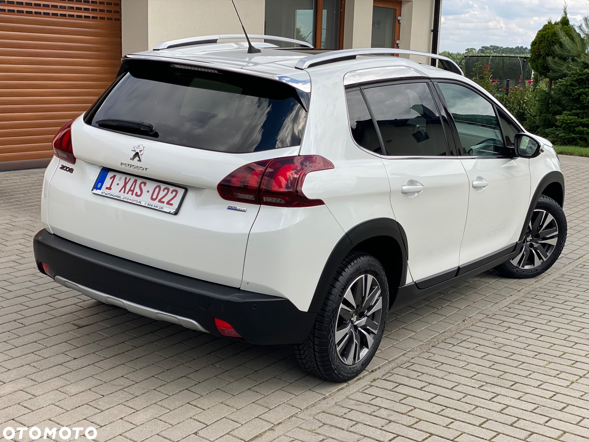 Peugeot 2008 1.2 Pure Tech Allure S&S - 3