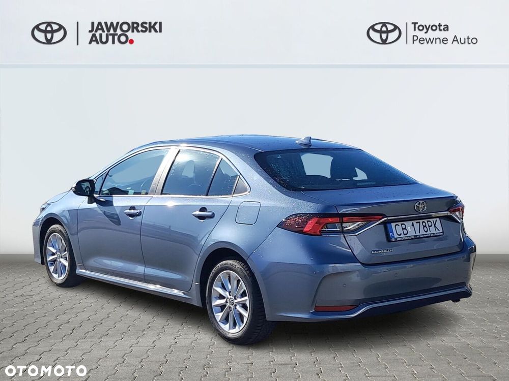 Toyota Corolla - 5