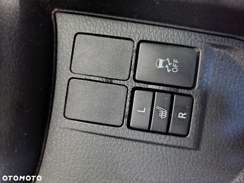 Toyota Yaris - 34