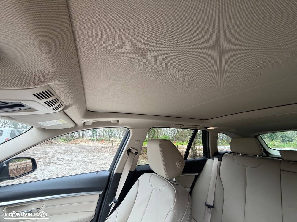 BMW 330 i xDrive Aut. Sport Line - 21