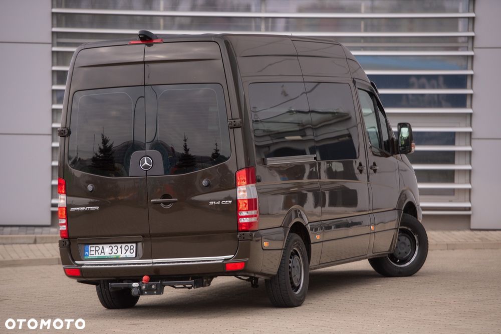 Mercedes-Benz Sprinter - 16