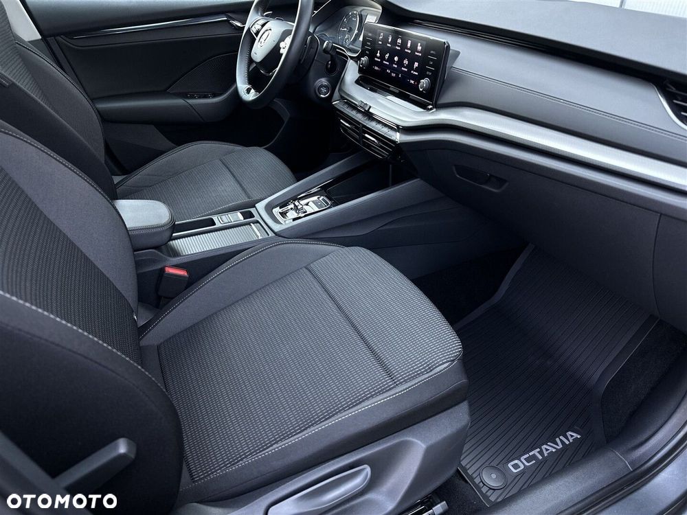 Skoda Octavia 1.5 TSI e-Tec Ambition DSG - 8