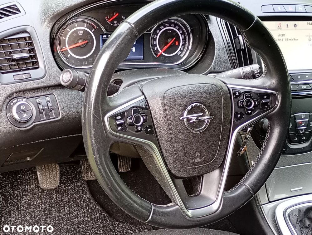 Opel Insignia - 13