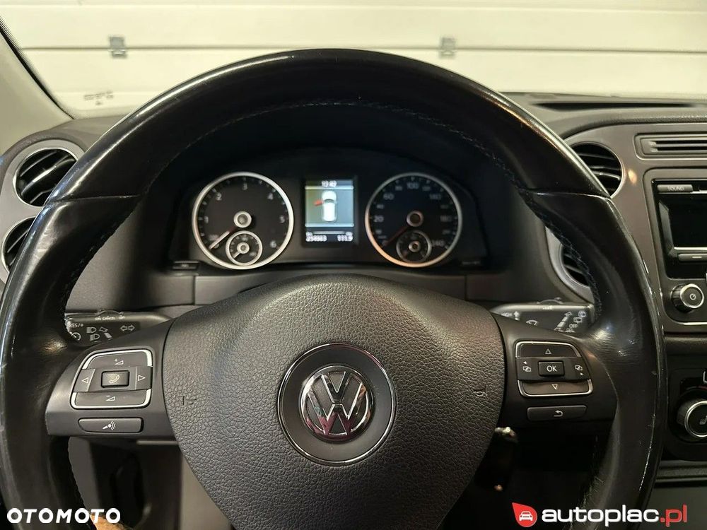 Volkswagen Tiguan - 10