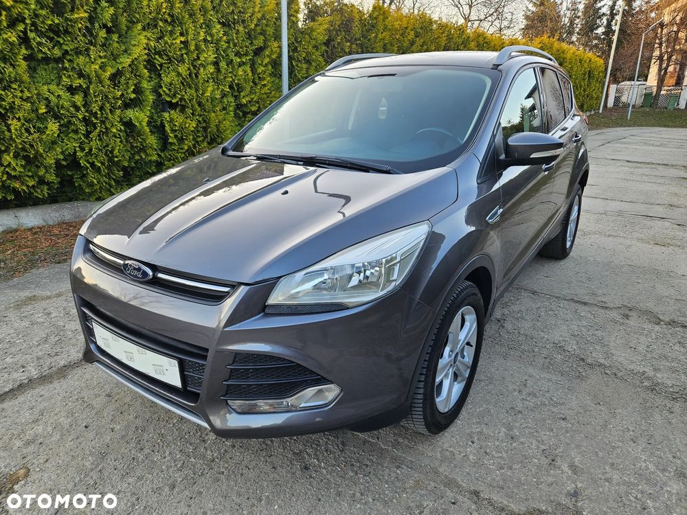 Ford Kuga - 1