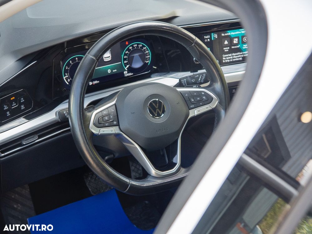 Volkswagen Golf 1.5 eTSI ACT DSG MHEV Style - 8