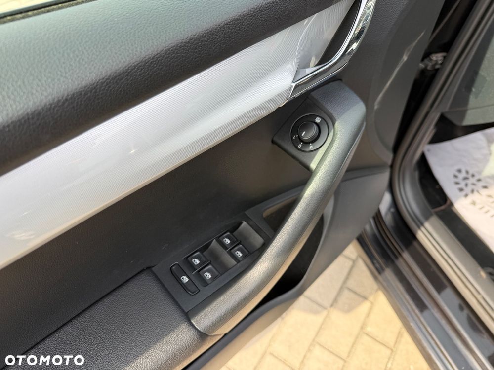 Skoda Octavia 2.0 TDI DSG Ambition - 18