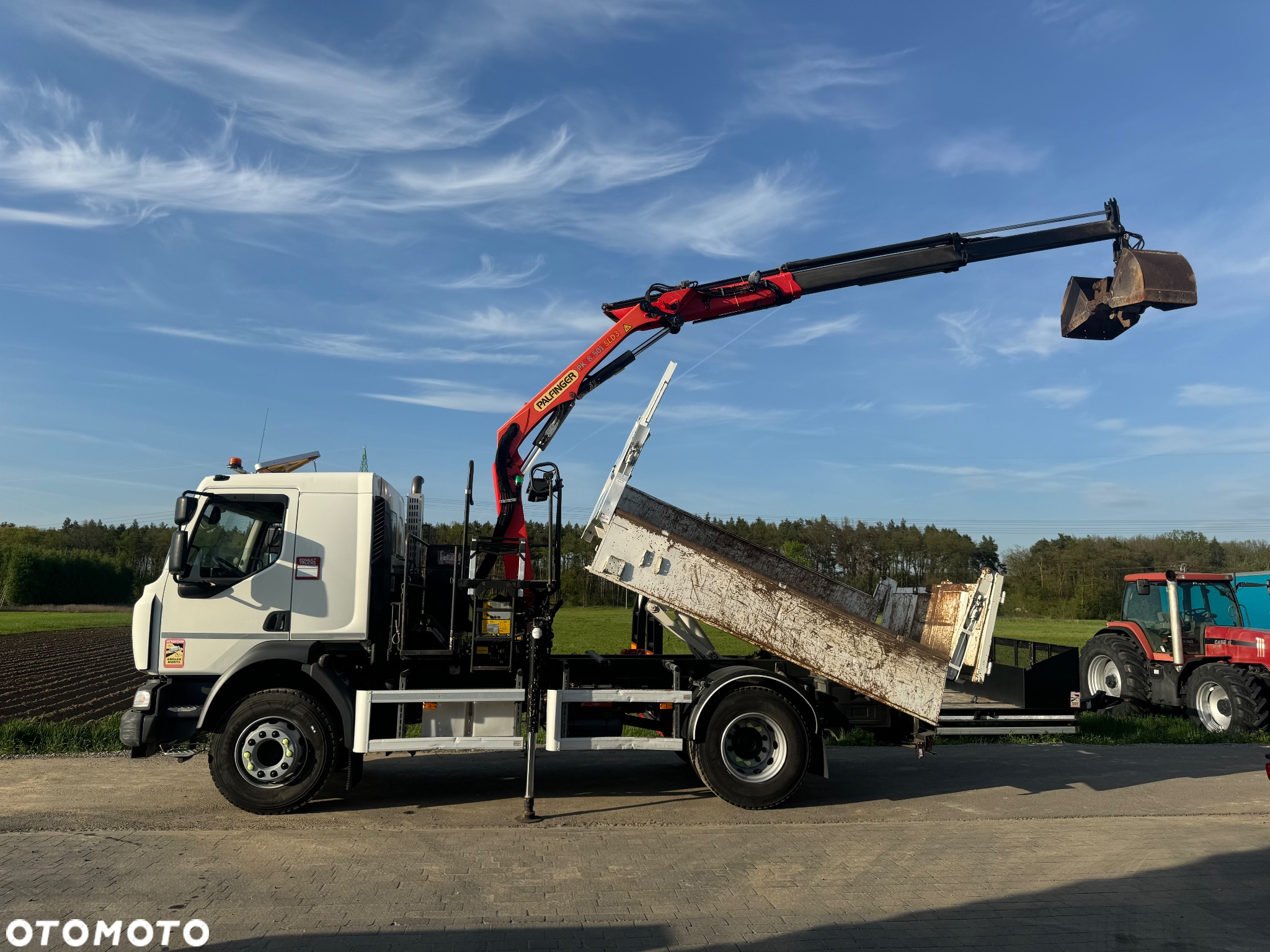 Renault RENAULT D14 /  / WYWROTKA + HDS PALFINGER 8.501 SLD3 - 4