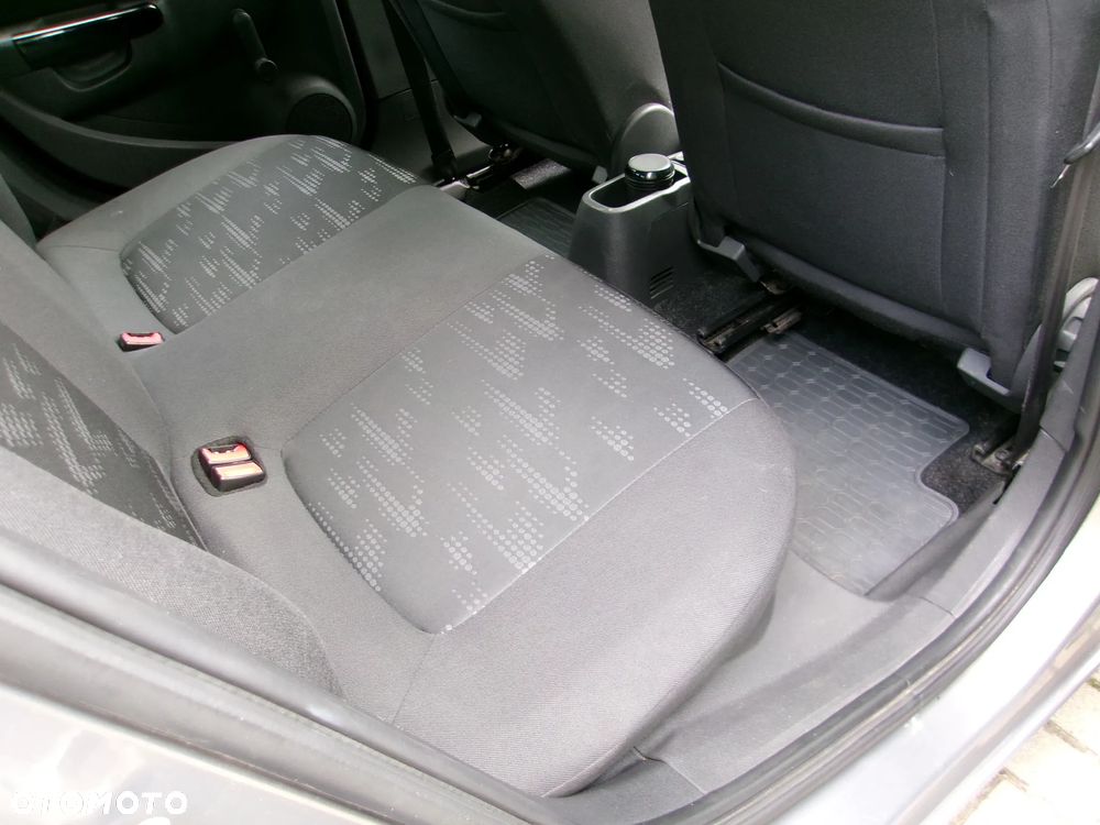 Opel Corsa - 8