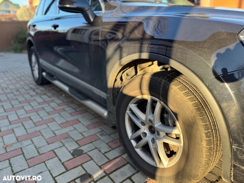 Volkswagen Touareg 3.0 V6 TDI BMT - 9