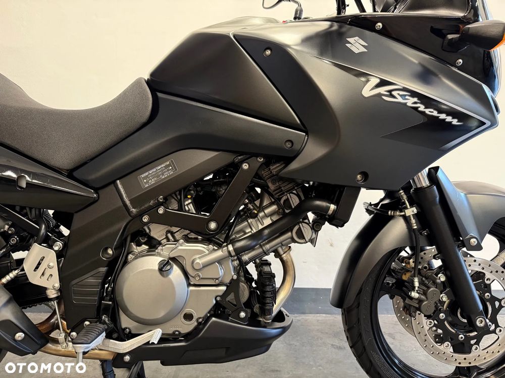 Suzuki V-STROM - 18