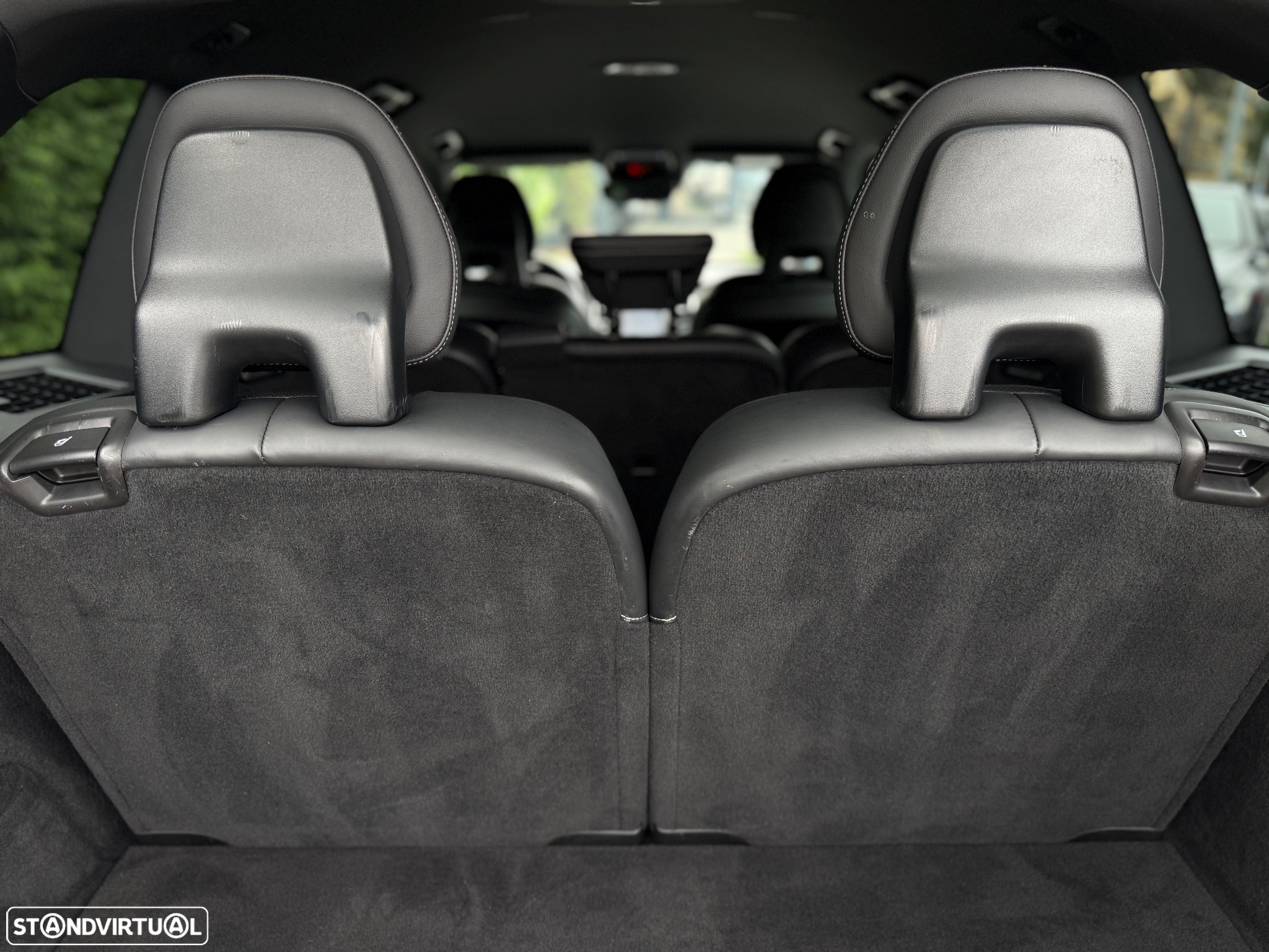 Volvo XC 90 2.0 B5 R-Design AWD - 28