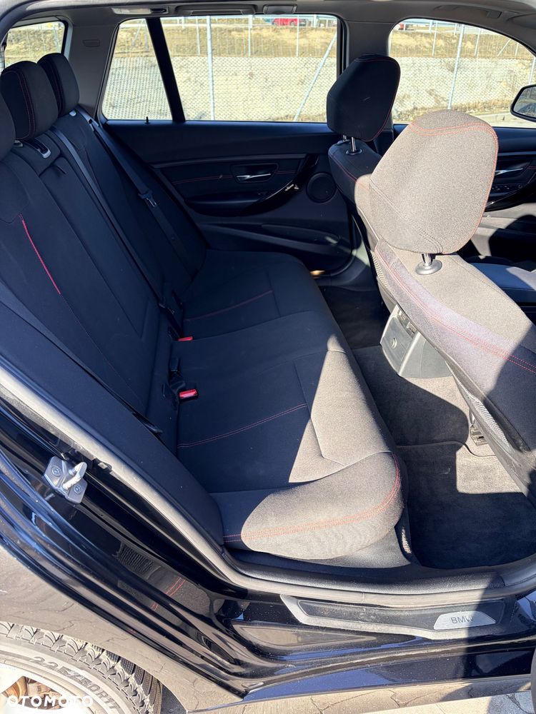 BMW Seria 3 318d Blue Performance Sport Line - 14