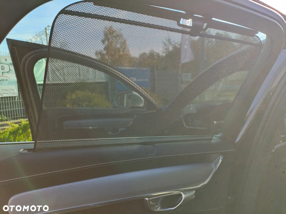 Volvo S90 D3 R-Design - 24