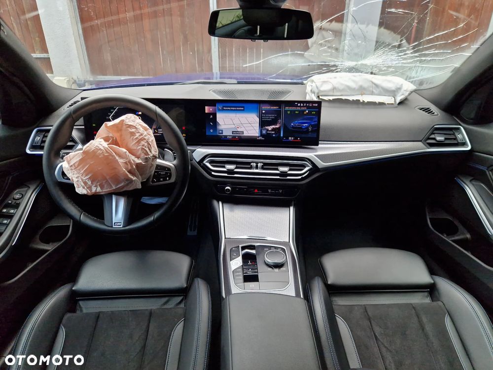 BMW Seria 3 318i M Sport - 13