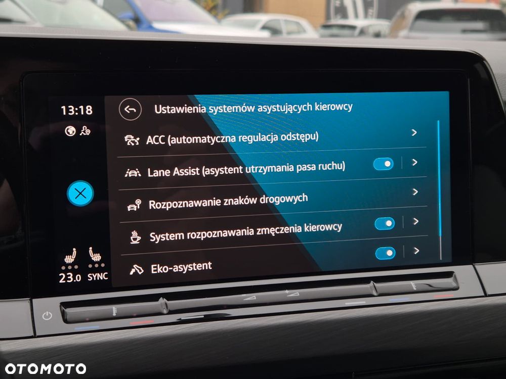 Volkswagen Golf 2.0 TDI SCR DSG Style - 18