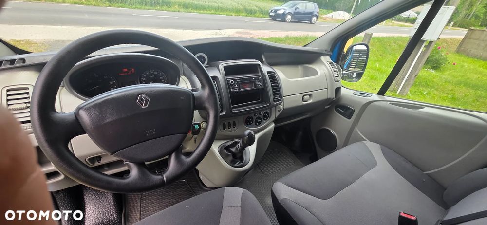 Renault Trafic - 13