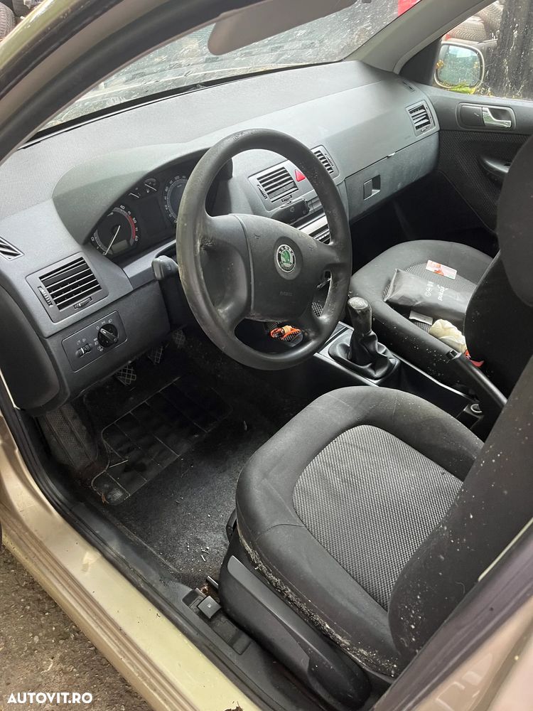 Dezmembrez Skoda Fabia 1 facelift limuzina 2006 1,4 TDI cod motor AMF - 5