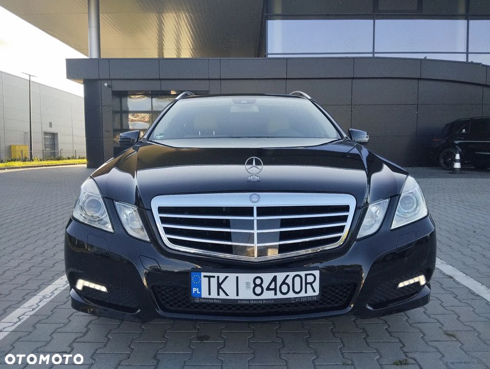 Mercedes-Benz Klasa E 250 CGI BlueEffICIENCY Avantgarde - 4