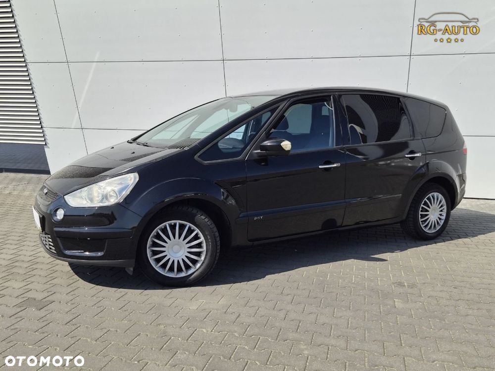 Ford S-Max - 12