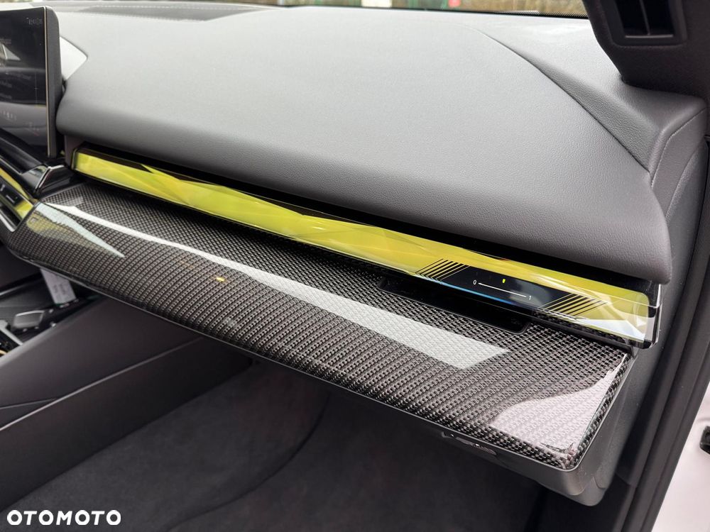 BMW Seria 5 520d - 37