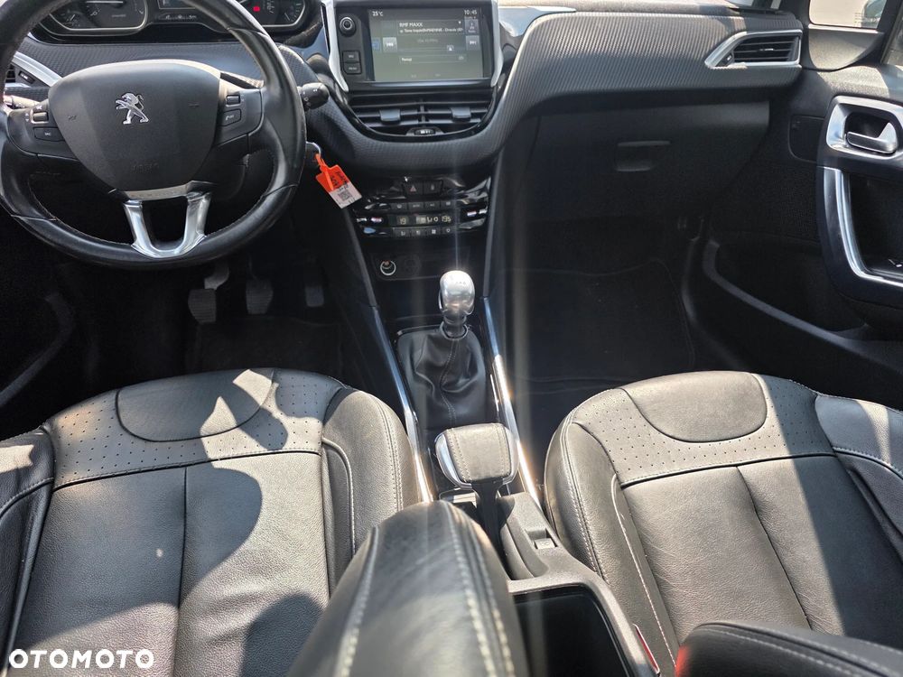 Peugeot 2008 PureTech 130 Stop&Start Allure - 11