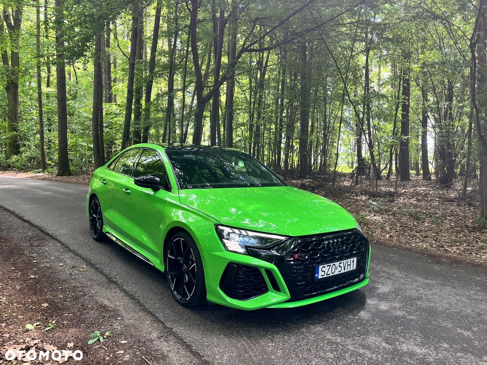 Audi RS3 Limousine - 3
