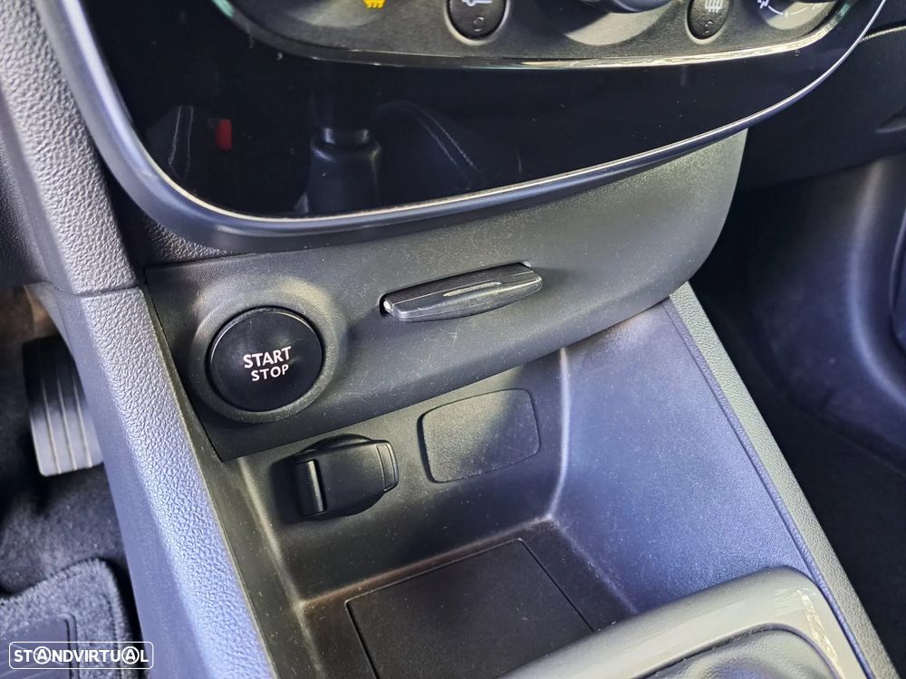 Renault Clio 1.5 dCi Limited - 11