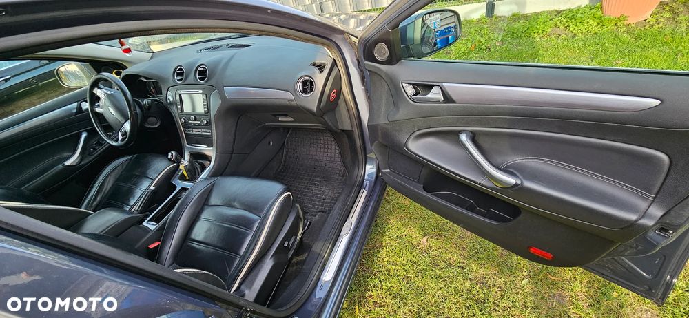 Ford Mondeo 2.2 TDCi Platinium X Plus (Titanium) - 21