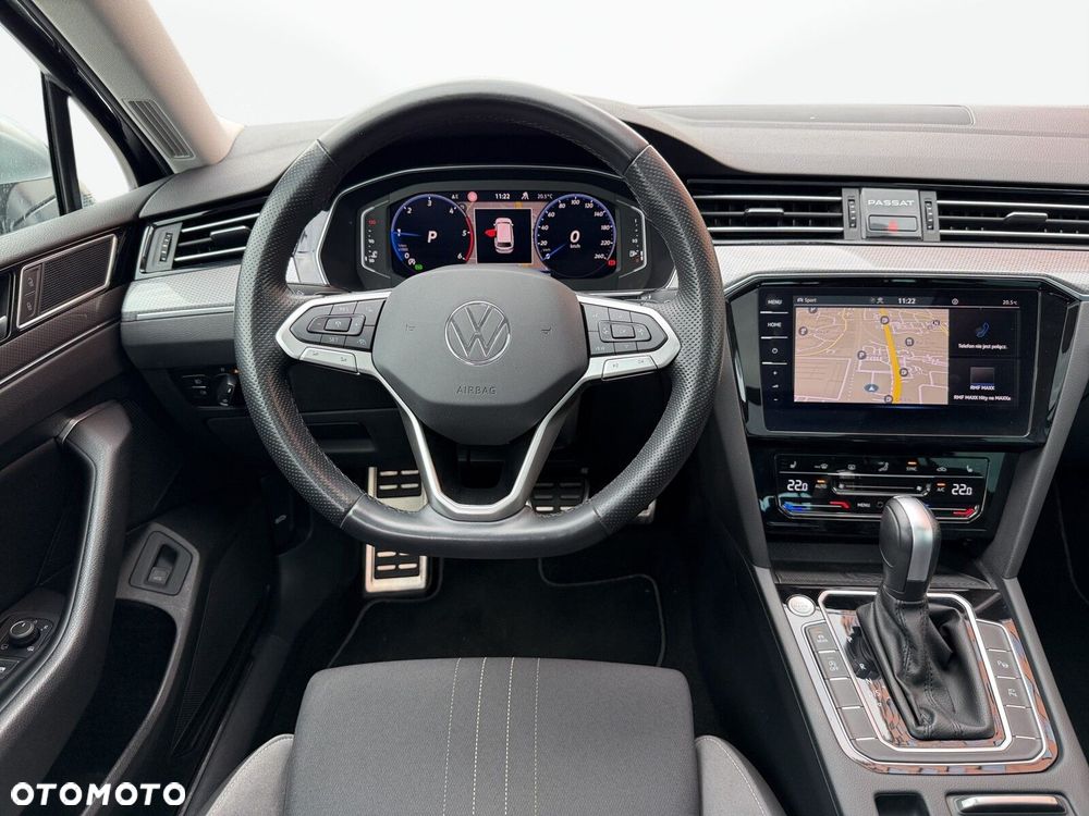 Volkswagen Passat - 19