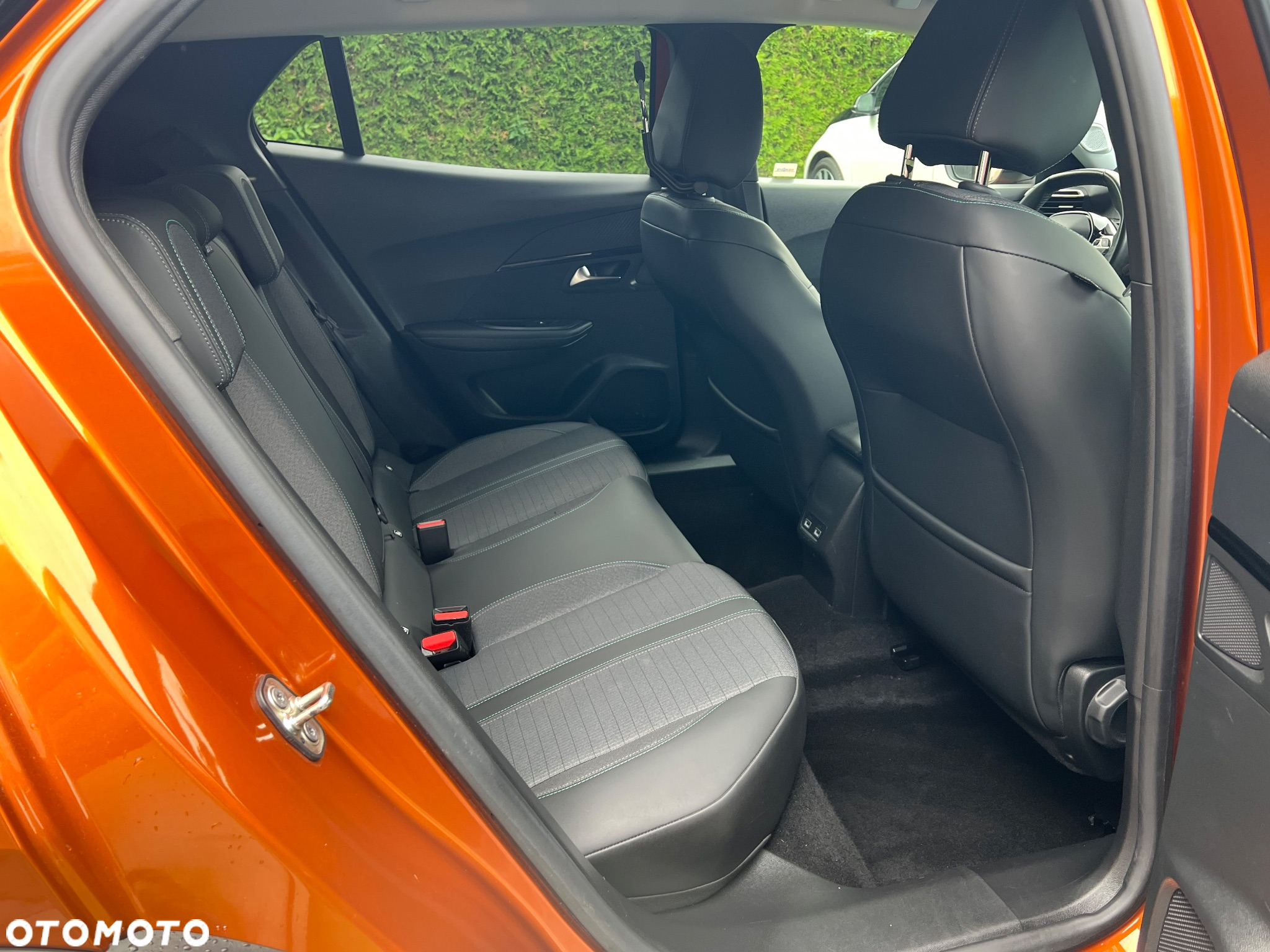 Peugeot 2008 1.5 BlueHDi Allure Pack S&S EAT8 - 23