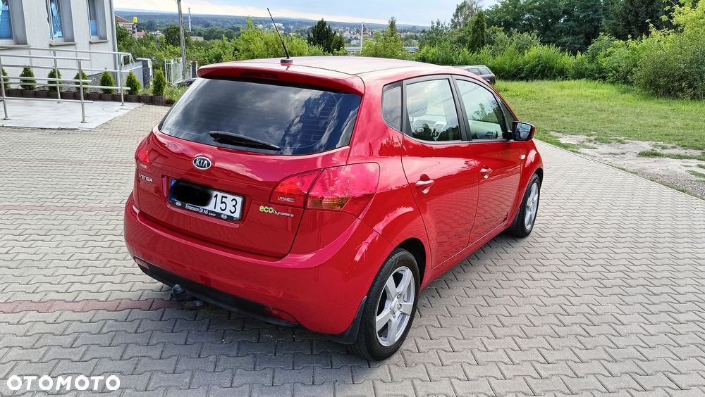 Kia Venga - 5