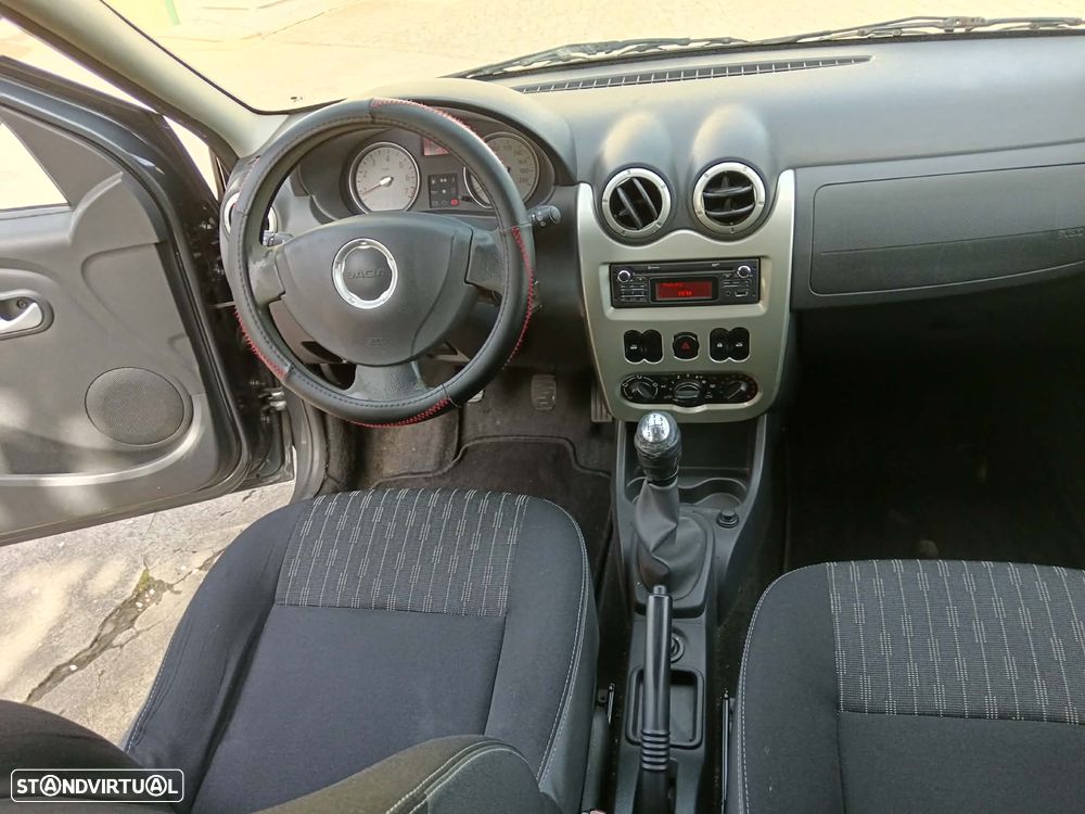 Dacia Logan MCV 1.5 dCi Confort 7L - 8