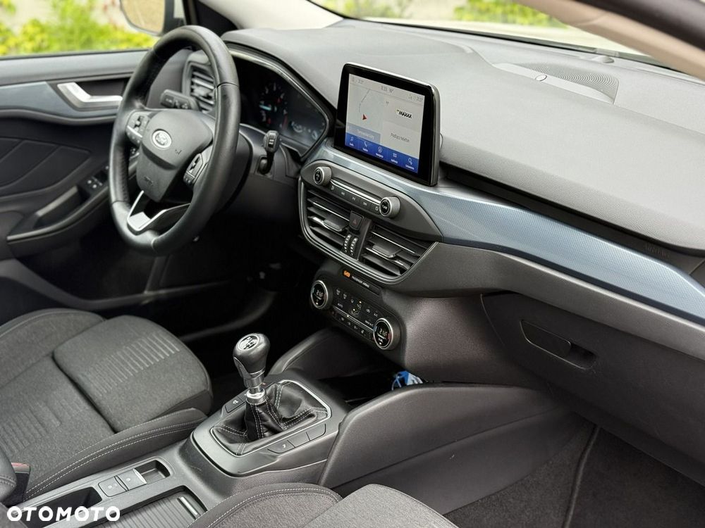 Ford Focus - 11