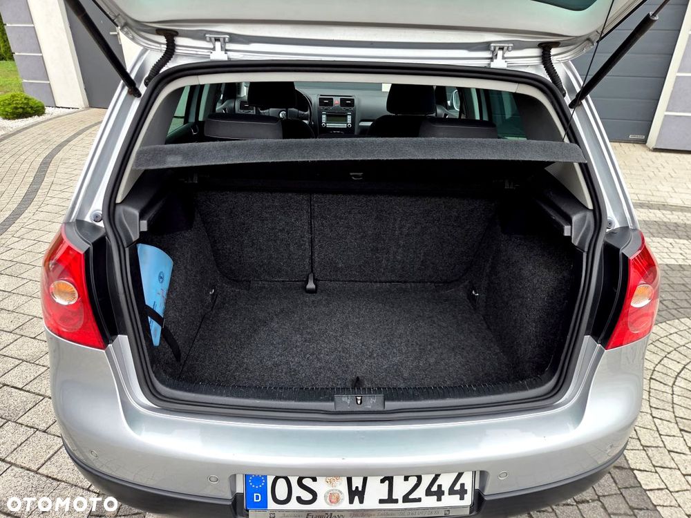 Volkswagen Golf - 31