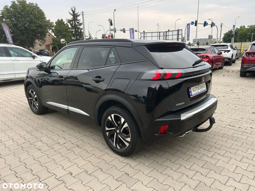Peugeot 2008 1.2 PureTech Active Pack S&S - 10
