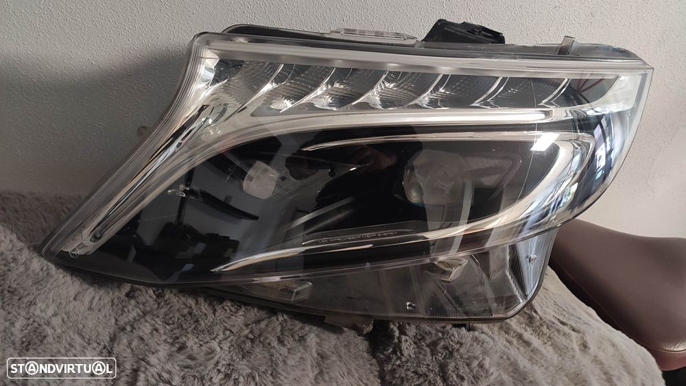 farol esquerdo Mercedes Vito w447 full Led ils - 2