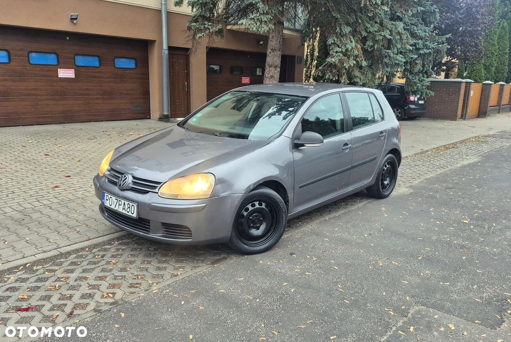 Volkswagen Golf 1.9 TDI Sportline - 1